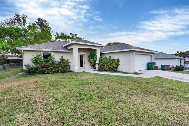 $300,000 | 626 Southwest 27th Terrace | Cape Coral