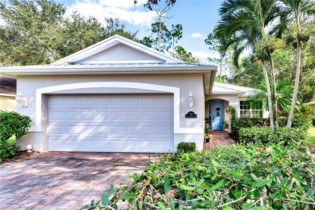 $385,000 | 590 Kenwood Drive Southwest | Vero Beach South