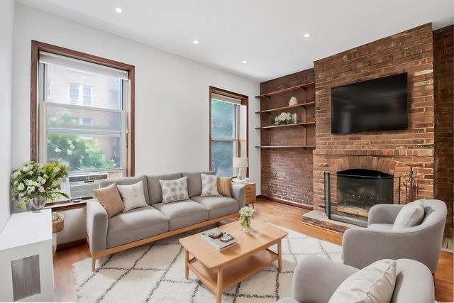 $740,000 | 146 West 82nd Street, Unit 3A | Upper West Side