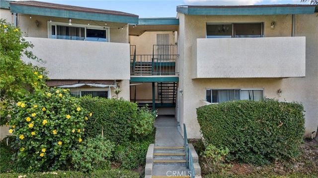 $599,990 | 10636 Woodley Avenue, Unit 64 | Granada Hills