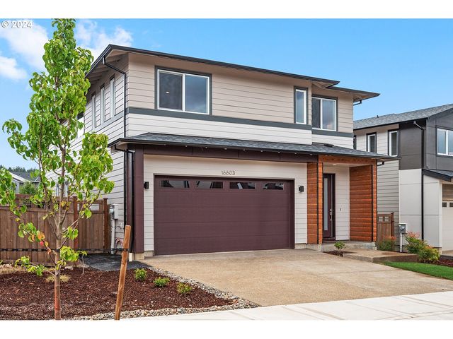 $667,950 | 16625 Southeast Shimmering Leaf Street | Happy Valley