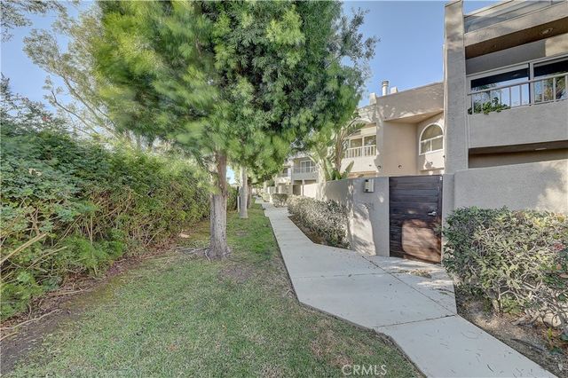 $1,200,000 | 381 Bay View Terrace | East Costa Mesa