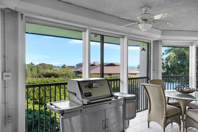 $850,000 | 88181 Old Highway, Unit G43 30' SLIP 52 | Islamorada, Village of Islands