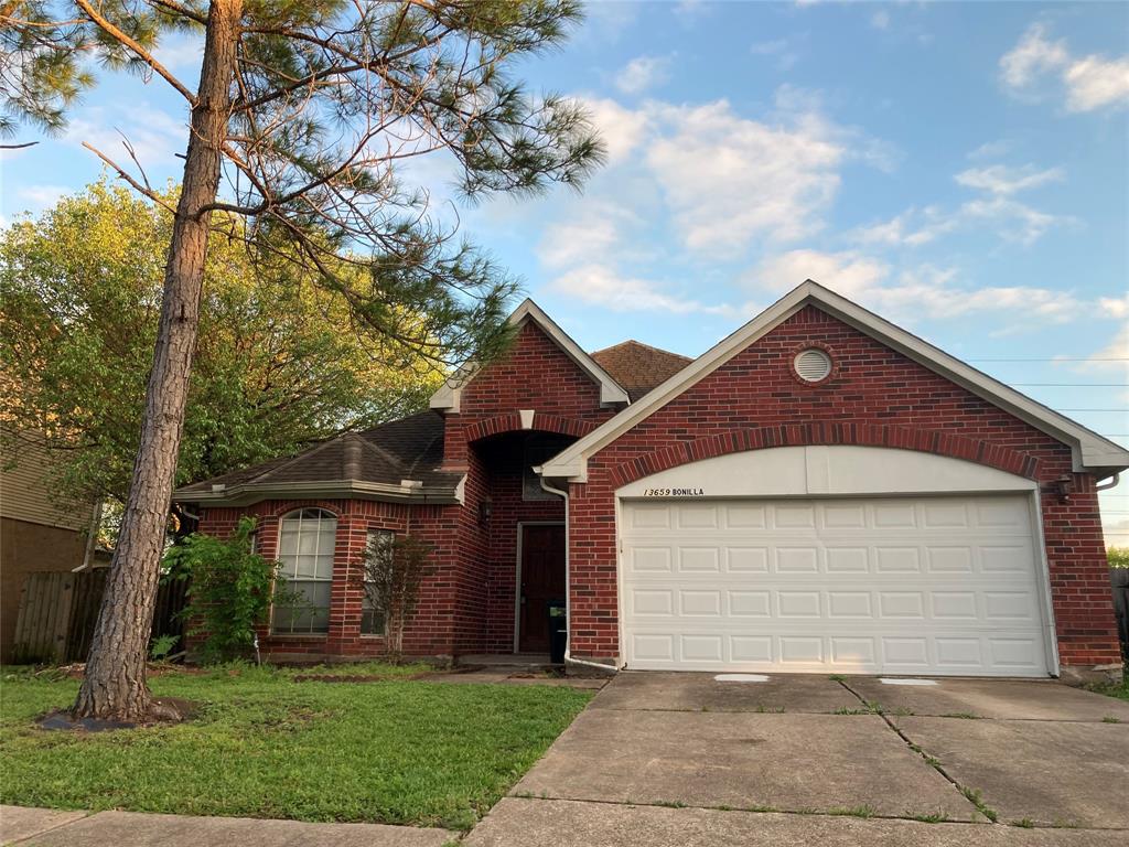 front view of house with a yard