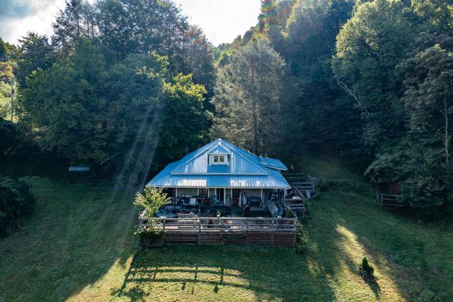 $1,200,000 | 306 Bear Branch Road