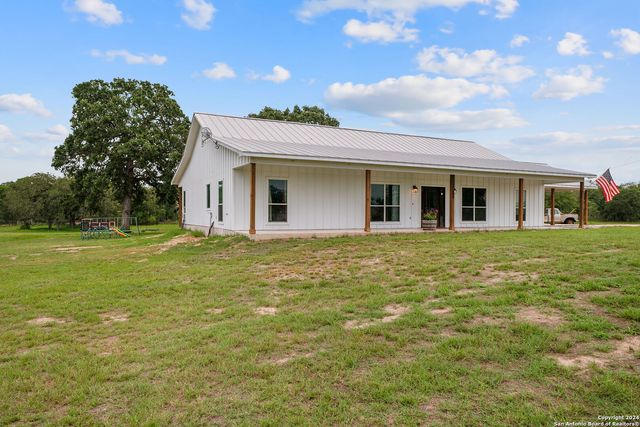 $735,000 | 108 Santa Gertrudis Drive