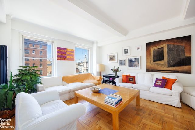 $2,950,000 | 1133 Park Avenue, Unit 12W | Upper East Side