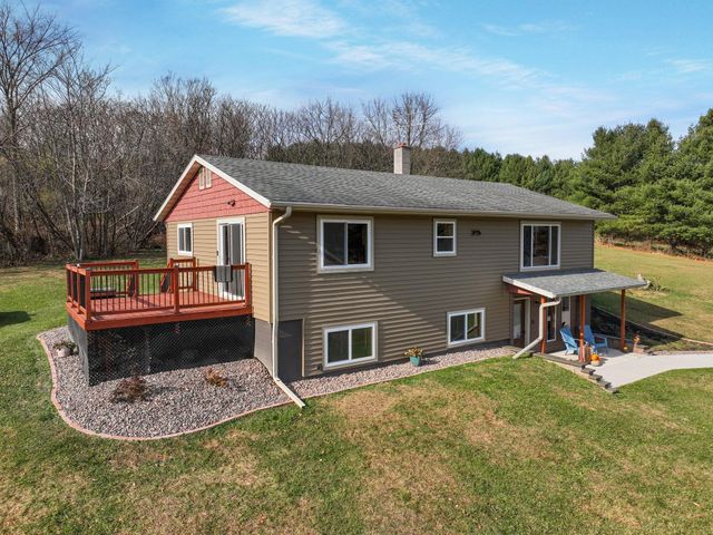 $359,700 | E4073 450th Avenue | Menomonie Town