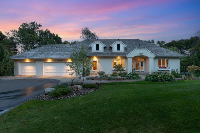 $1,175,000 | 6229 Morningside Circle | Eden Prairie