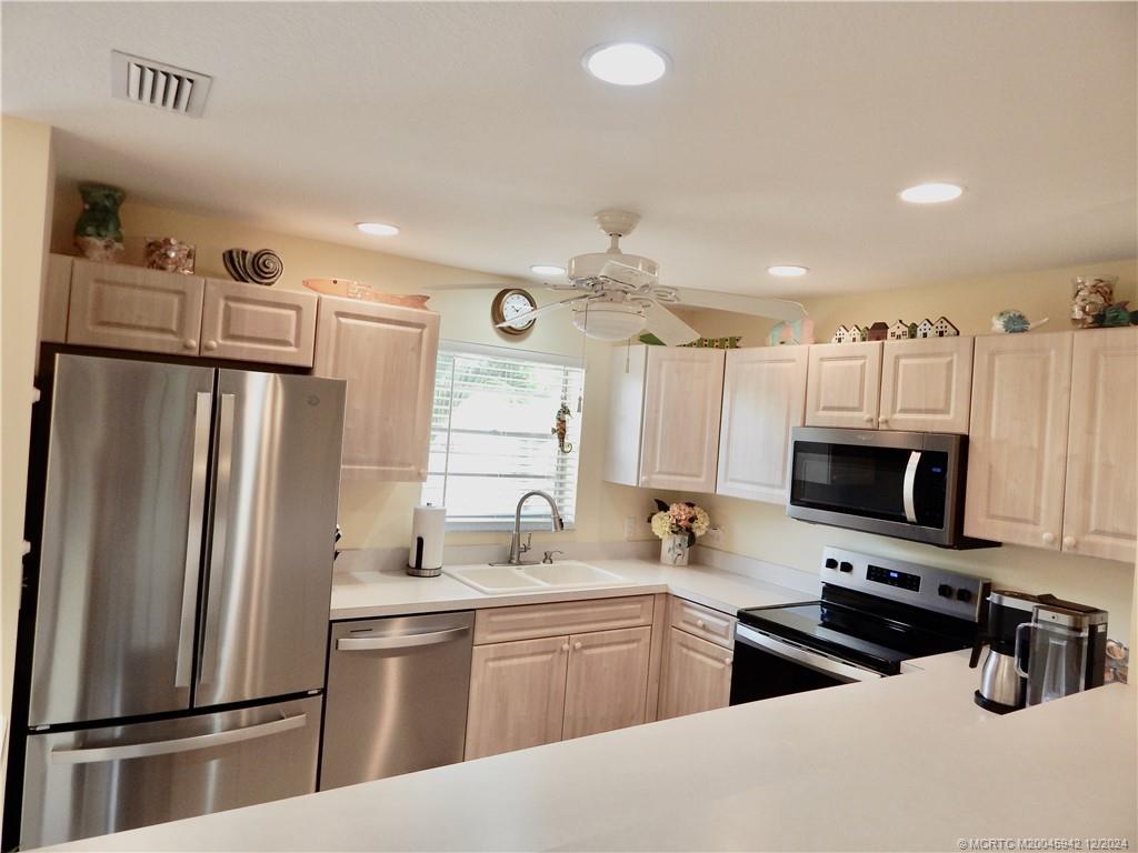 Gorgeous Kitchen with 2024 Stove, Microwave and Di