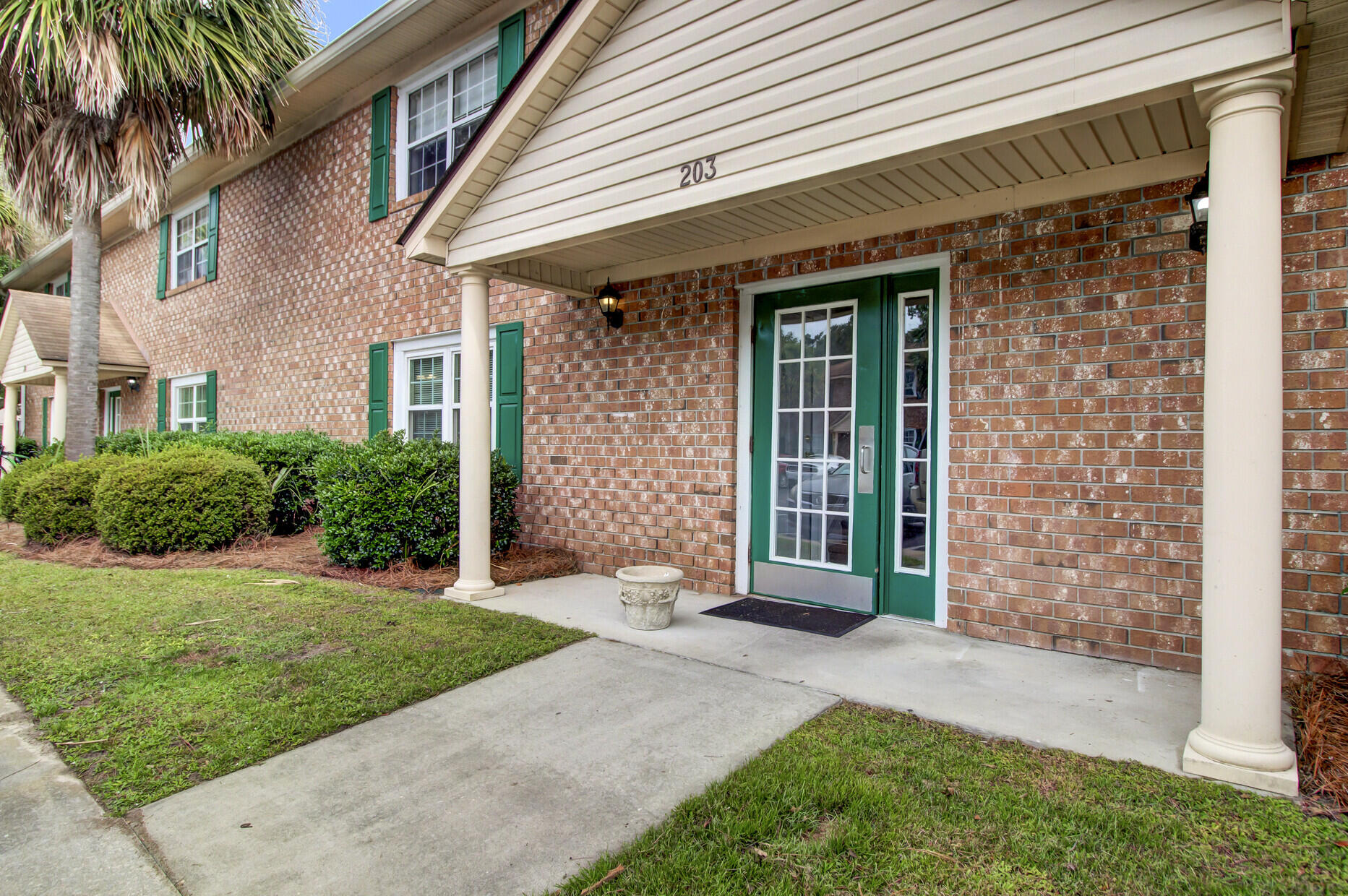 1st Floor Brick Condo!