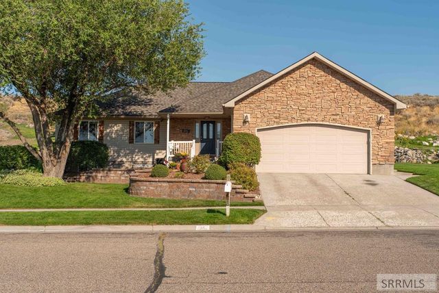 $519,500 | 25 South Hidden Valley Road | Rexburg