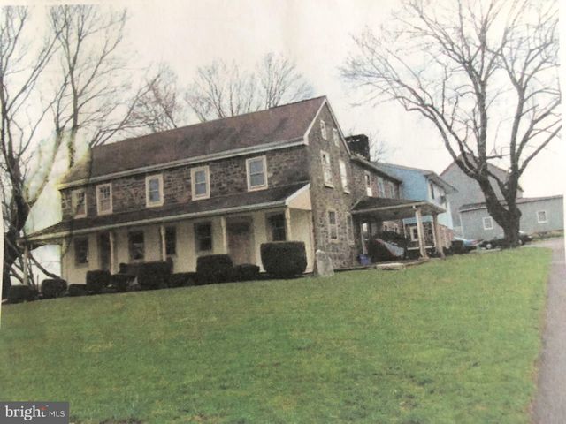 $850,000 | 1171 Old Sumneytown Pike | Upper Salford Township - Montgomery County