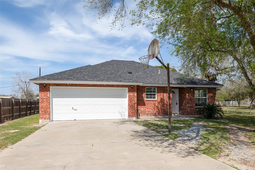 front view of house with a yard