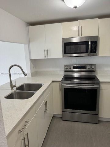 $1,950 | 801 Northwest 47th Avenue, Unit 416W | Yolanda Villas Condominiums