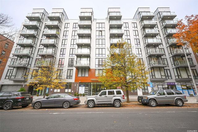 $850,000 | 144-27 Sanford Avenue, Unit 5K | Murray Hill - Flushing