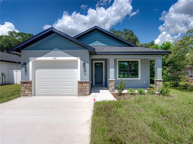 $349,000 | 213 Cordova Road | Lena Vista