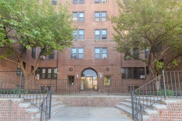 $299,000 | 76-66 Austin Street, Unit 3D | Forest Hills