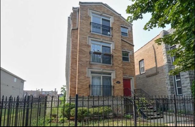 $3,000 | 2921 West Washington Boulevard, Unit 3 | East Garfield Park