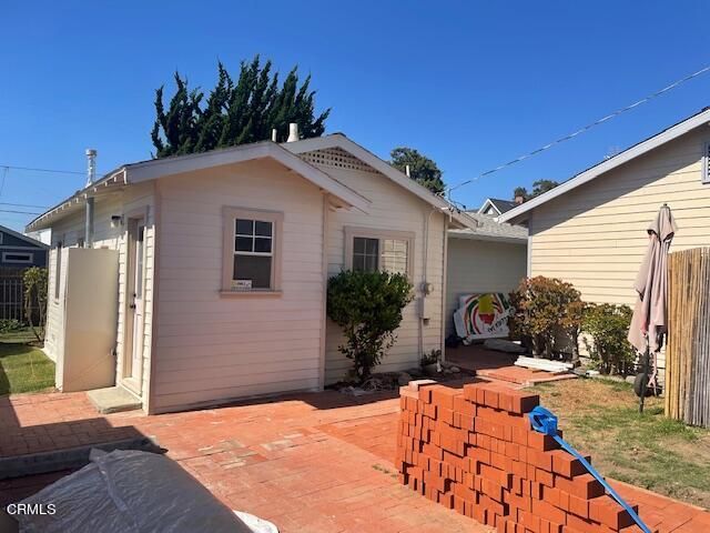 $2,500 | 208 South Pacific Avenue | Midtown Ventura