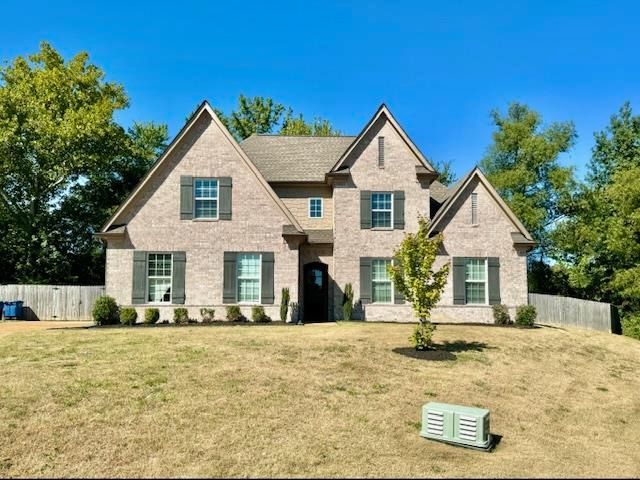 $2,450 | 8636 Birnham Cove | Olive Branch