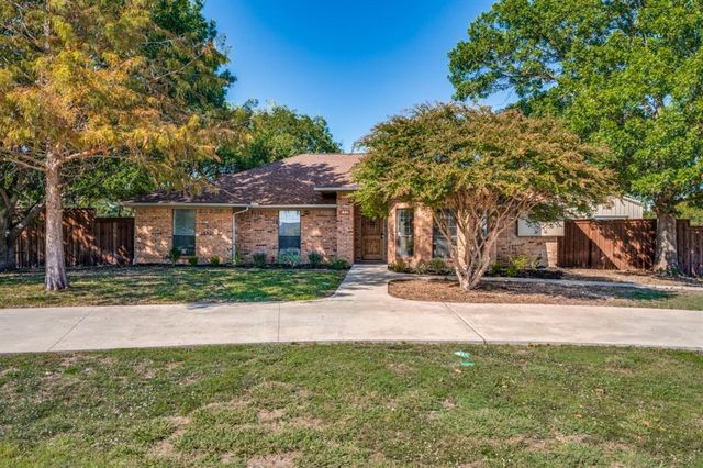 $740,000 | 44 A Rhea Mills Circle | Prosper