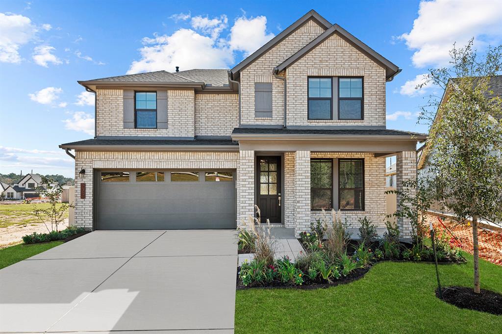 Welcome to The Ivyridge by David Weekley Homes. Move-In-Ready Now!!