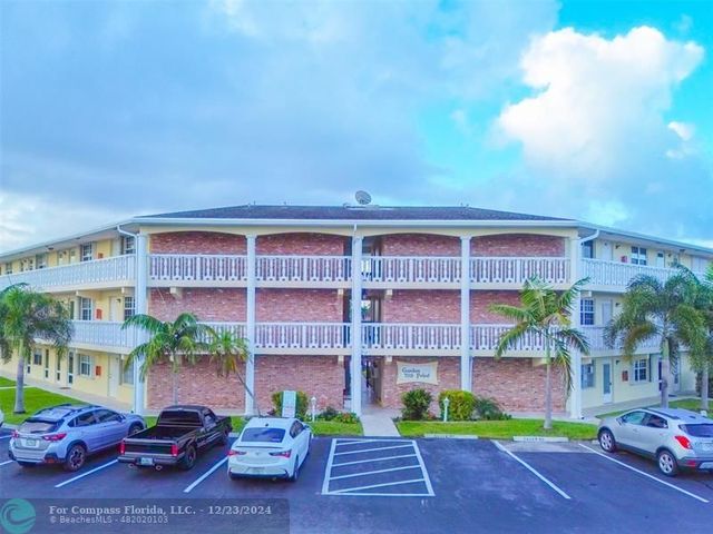 $349,999 | 700 Pine Drive, Unit 308 | Snug Harbor