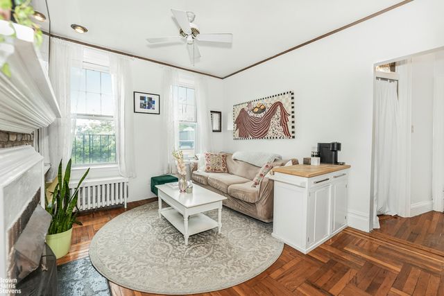 $775,000 | 344 West 12th Street, Unit 6C | West Village