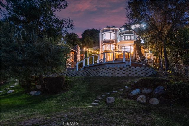 $3,500,000 | 351 Upper Lake Road | Lake Sherwood