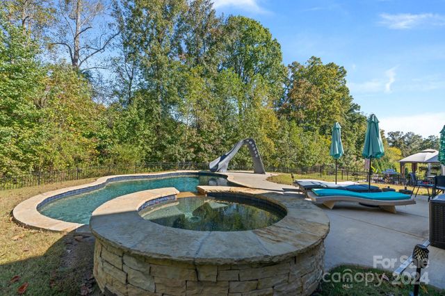 $830,500 | 2657 Cheverny Place | Castlebrook Manor