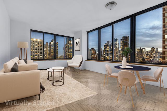 $795,000 | 300 East 93rd Street, Unit 21F | Upper East Side