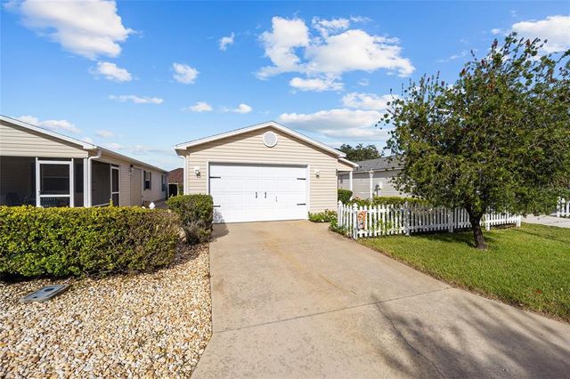 $225,000 | 482 Hildalgo Drive | The Villages