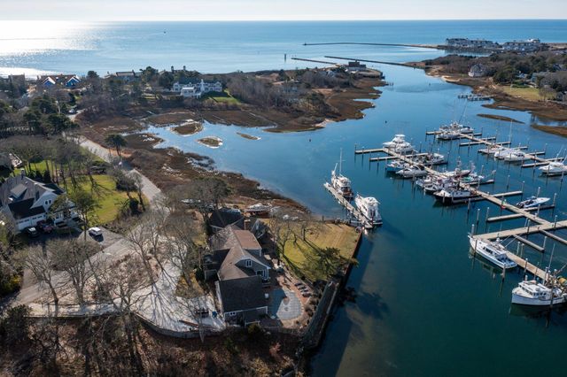 $7,900,000 | 27 Saquatucket Bluffs Road | South Harwich