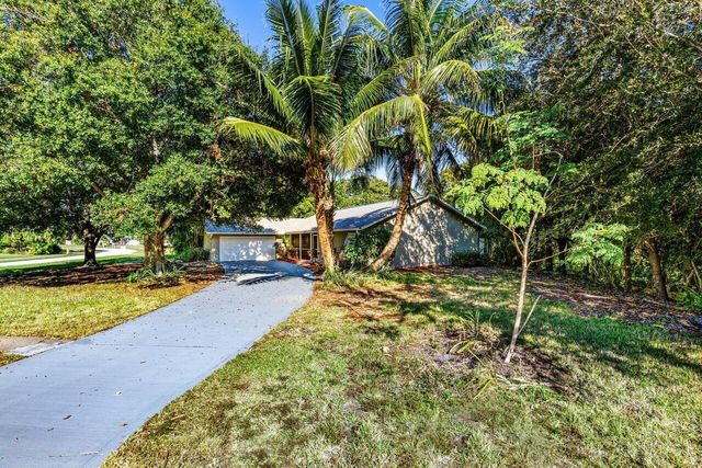 $619,900 | 1111 Northeast Town Terrace | Jensen Beach