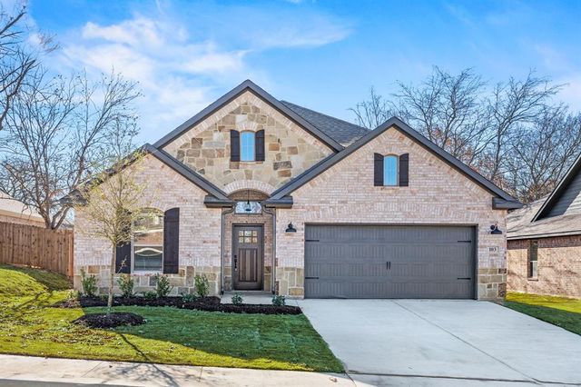 $379,900 | 103 Maverick Lane