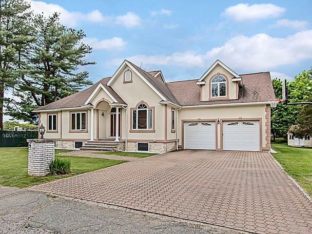 $1,419,900 | 5 3rd Street | North Natick