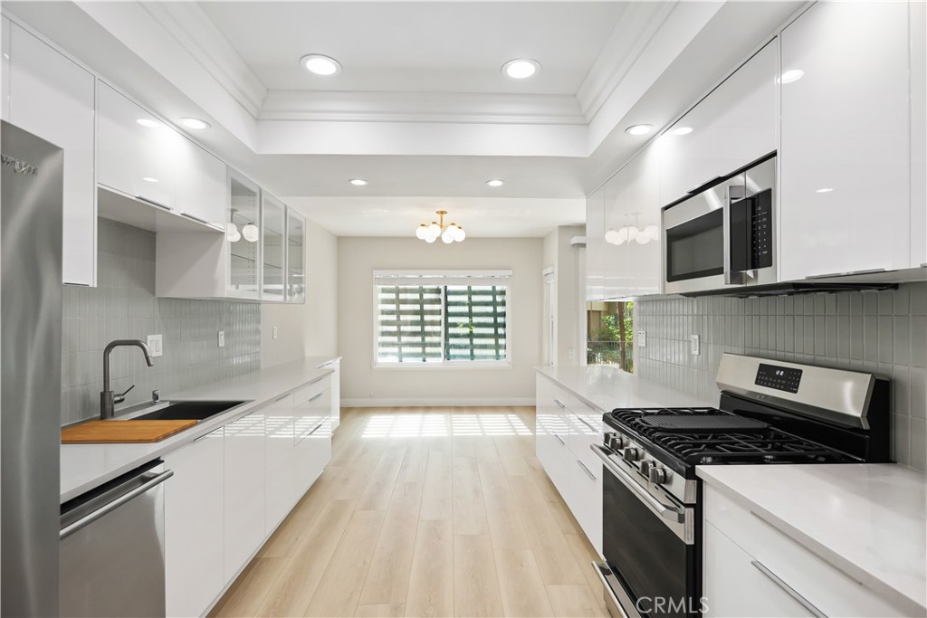 Kitchen and dining area