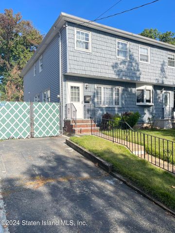 $718,000 | 399 Armstrong Avenue | Great Kills