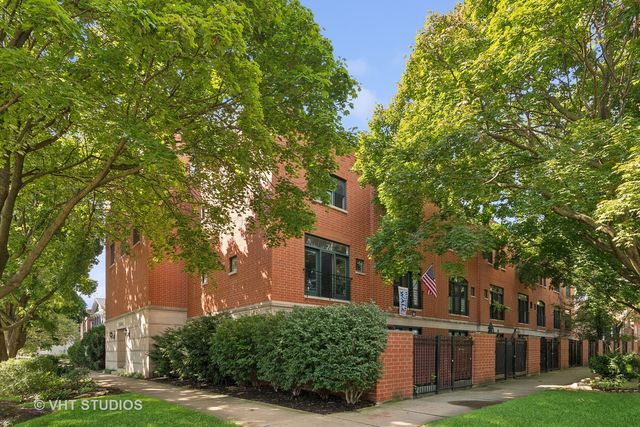 $650,000 | 5844 North Hermitage Avenue, Unit P | Edgewater