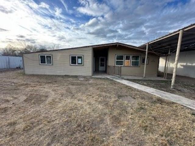 $79,900 | 209 Grissom Drive | Val Verde Park