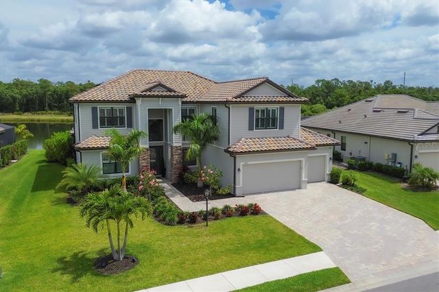 $1,090,000 | 17507 Polo Trail | Lakewood Ranch