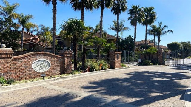 $1,150,000 | 7845 Moonmist Circle | West Huntington Beach