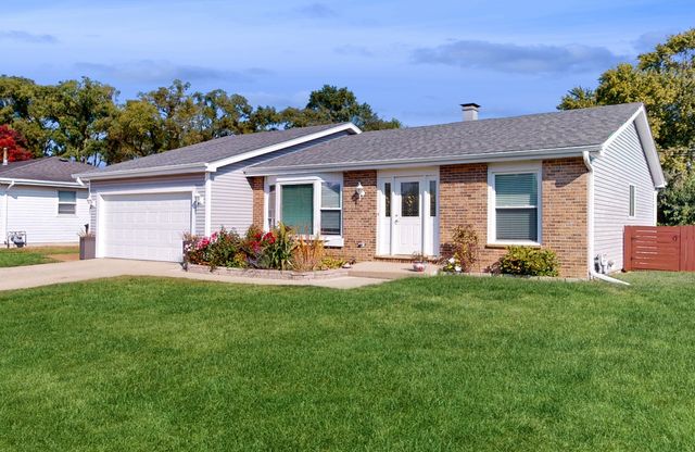 $315,000 | 1410 North Scully Drive | McHenry