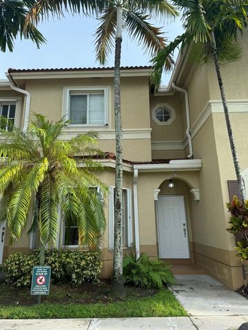 $440,000 | 10764 Northwest 84th Street, Unit 325 | Islands of Doral