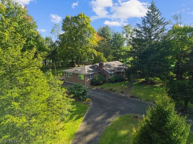 $2,799,000 | 685 Shunpike Road | Green Village