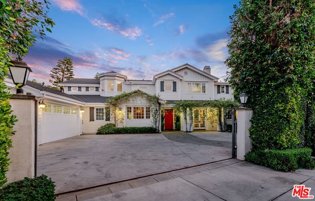 $7,199,000 | 11912 Sunset Boulevard | Brentwood