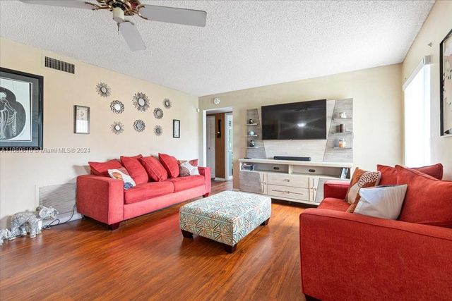 $145,000 | 242 Pine High Occupancy Vehicle Circle, Unit B2 | Greenacres