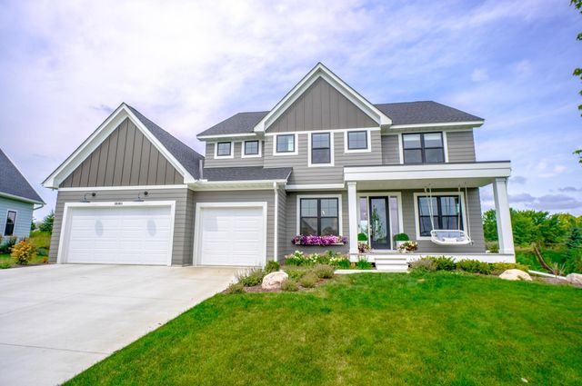 $975,000 | 11010 Prairieview Trail North | Village