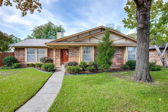 $2,550 | 231 Edgewood Drive | Coppell